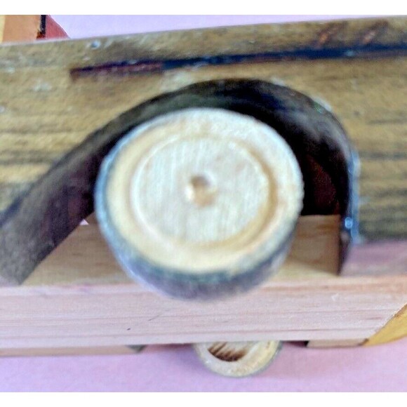 VINTAGE 1955 CHEVROLET Handmade Wooden 7.5" Model Car w/Bahamas Etched on Roof - Picture 9 of 11